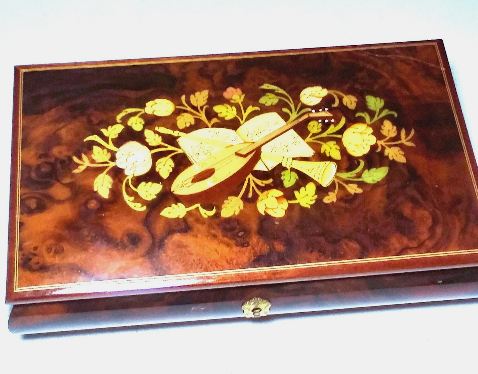 Large Vintage Italian Sorrento Burl Wood Music Box Torna A Surriento Working Key Large Vintage Italian Sorrento Burl Wood Music Box Torna A Surriento Working Key