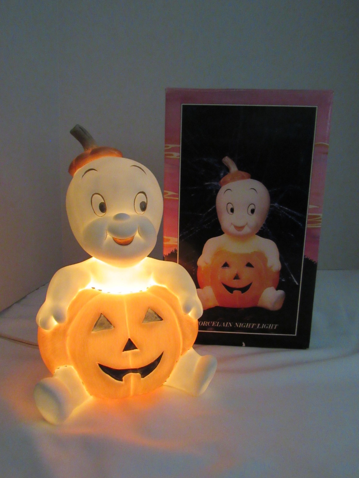 Vintage 1986 Casper The Friendly Ghost Pumpkin Porcelain Night Light Halloween Vintage 1986 Casper The Friendly Ghost Pumpkin Porcelain Night Light Halloween