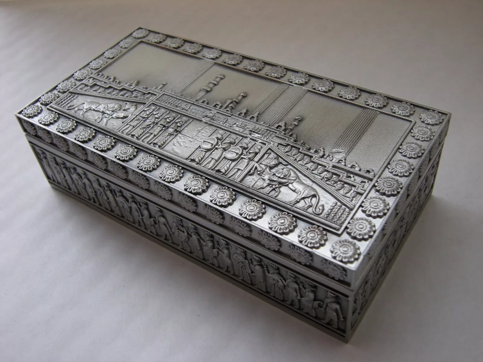 Persian Empire Asian Achaemenid Persepolis Asia Metal Jewelry Trinket Gift Box
