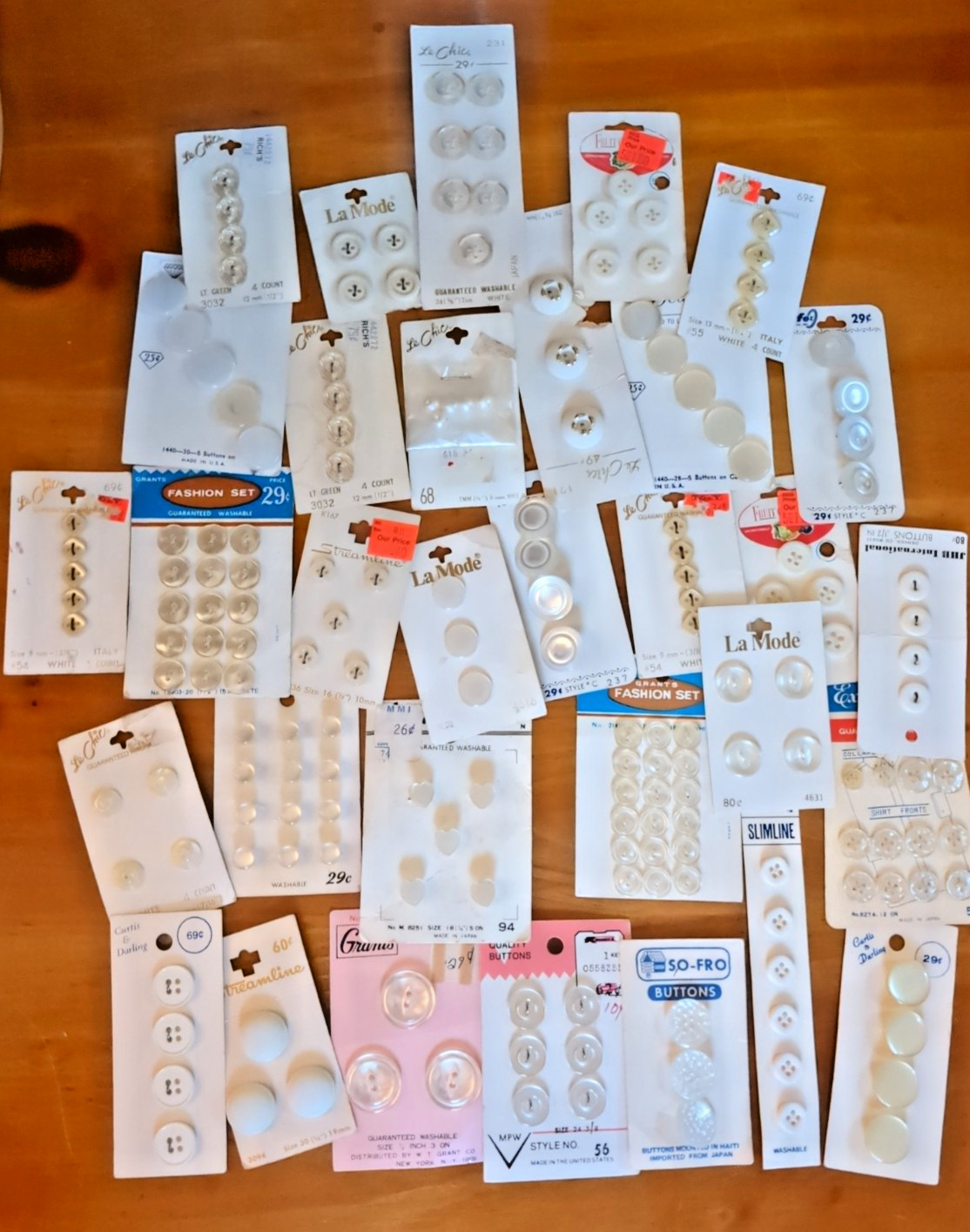 192 Vintage White Buttons On 36 Store Cards