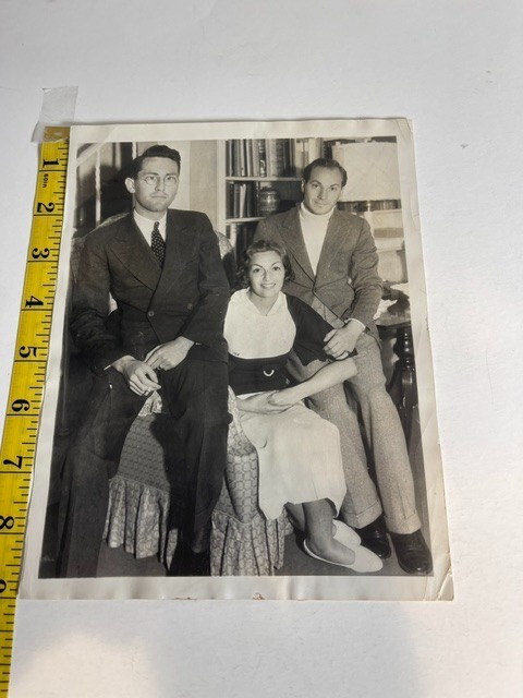Vintage 1933 Assoc. Press Photo Zeppo Marx Hollywood Home Robbery Police News