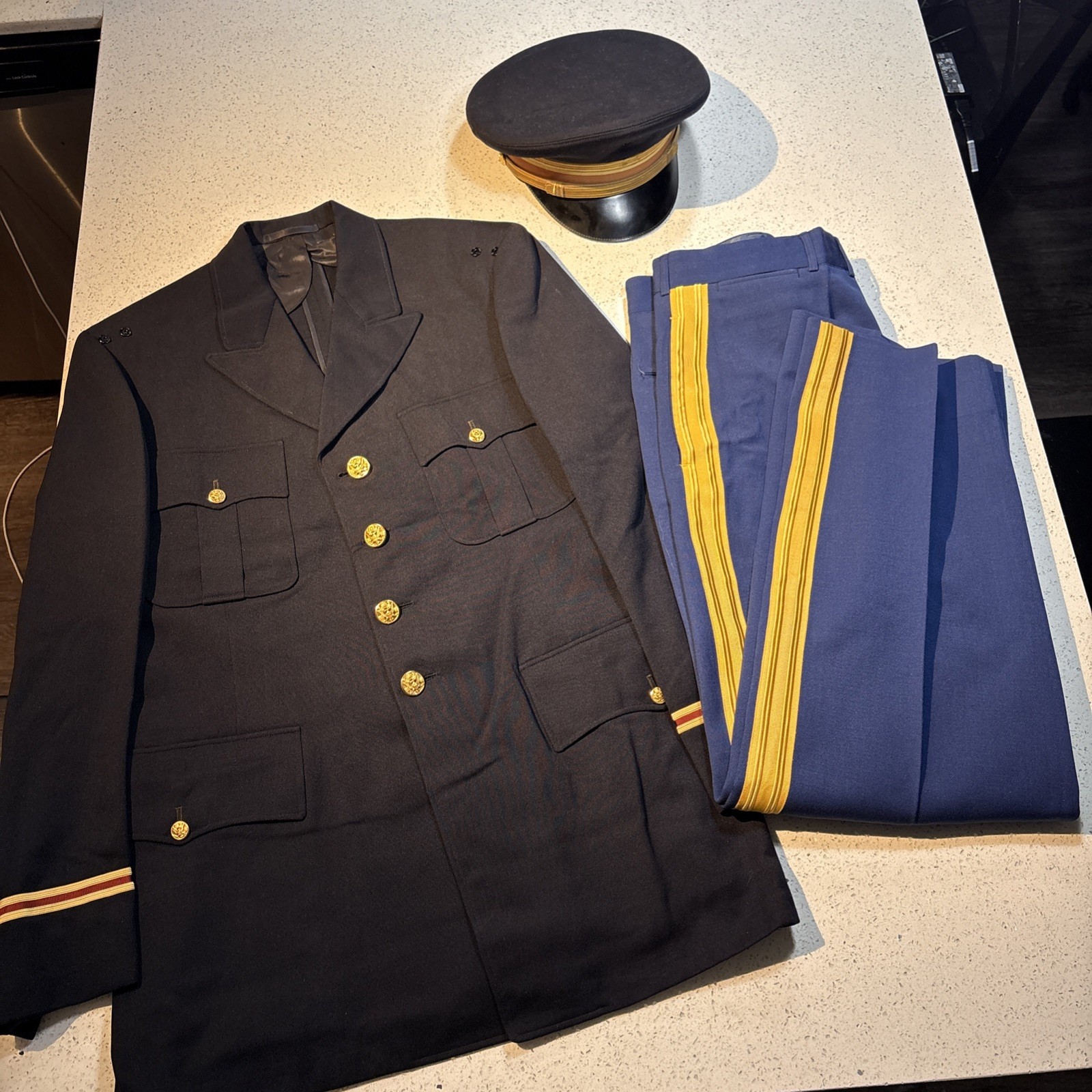 Military Men\'s 1950-60s US Army Officer\'s Uniform Jacket, Pants, Hat  