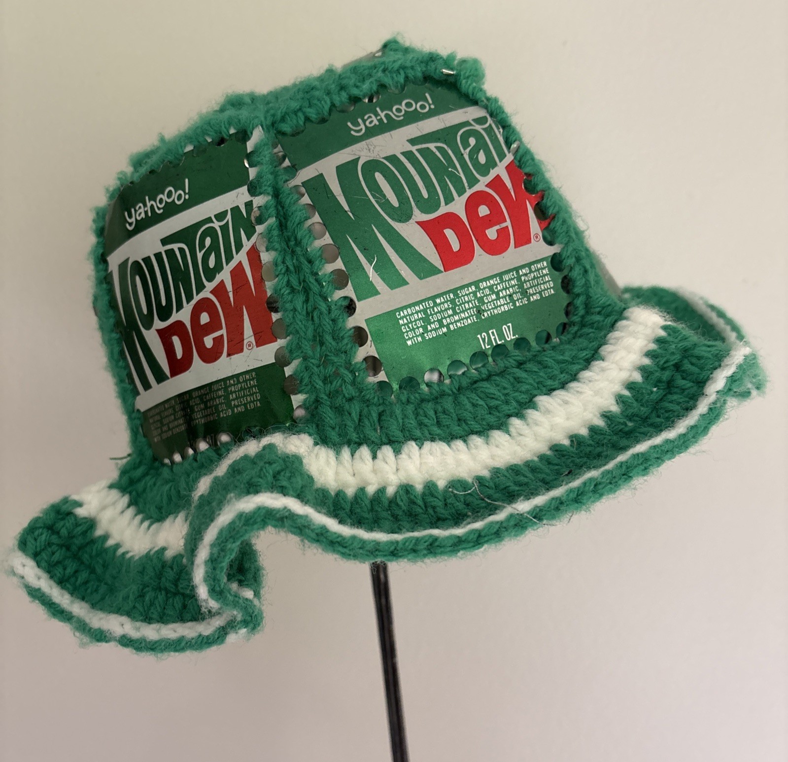 Retro 1970\'s Vintage Yahoo Mountain Mt Dew Soda Pop Cans Crochet Hat Yarn Green Retro 1970\'s Vintage Yahoo Mountain Mt Dew Soda Pop Cans Crochet Hat Yarn Green