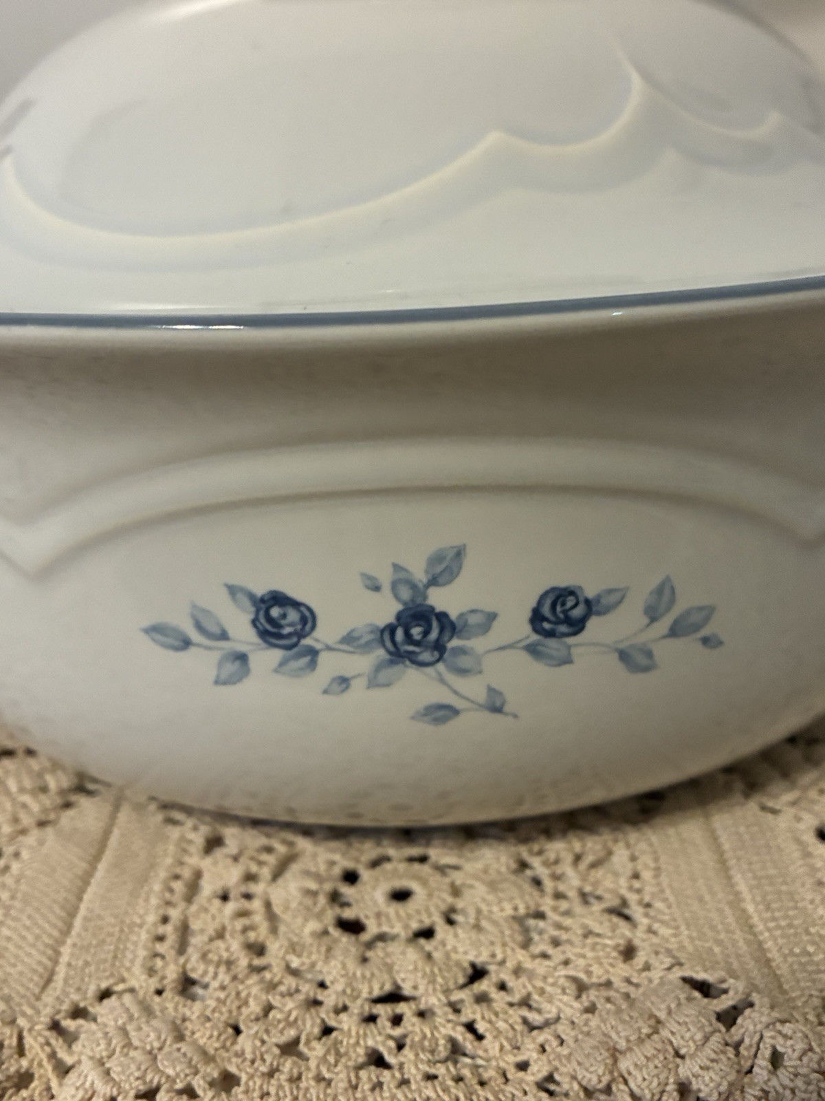 Vintage Pfaltzgraff  Cottage Rose Casserole Serving Bowl