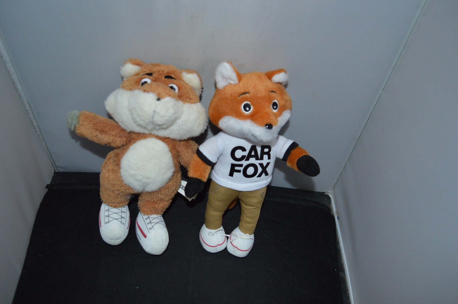 Car Fox Show Me The CARFAX 9\ Car Fox Show Me The CARFAX 9\