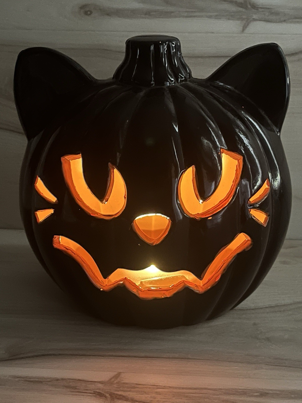 RARE VTG Light up Halloween Black & Orange Cat Plastic Jack-O-Lantern Pumpkin RARE VTG Light up Halloween Black & Orange Cat Plastic Jack-O-Lantern Pumpkin