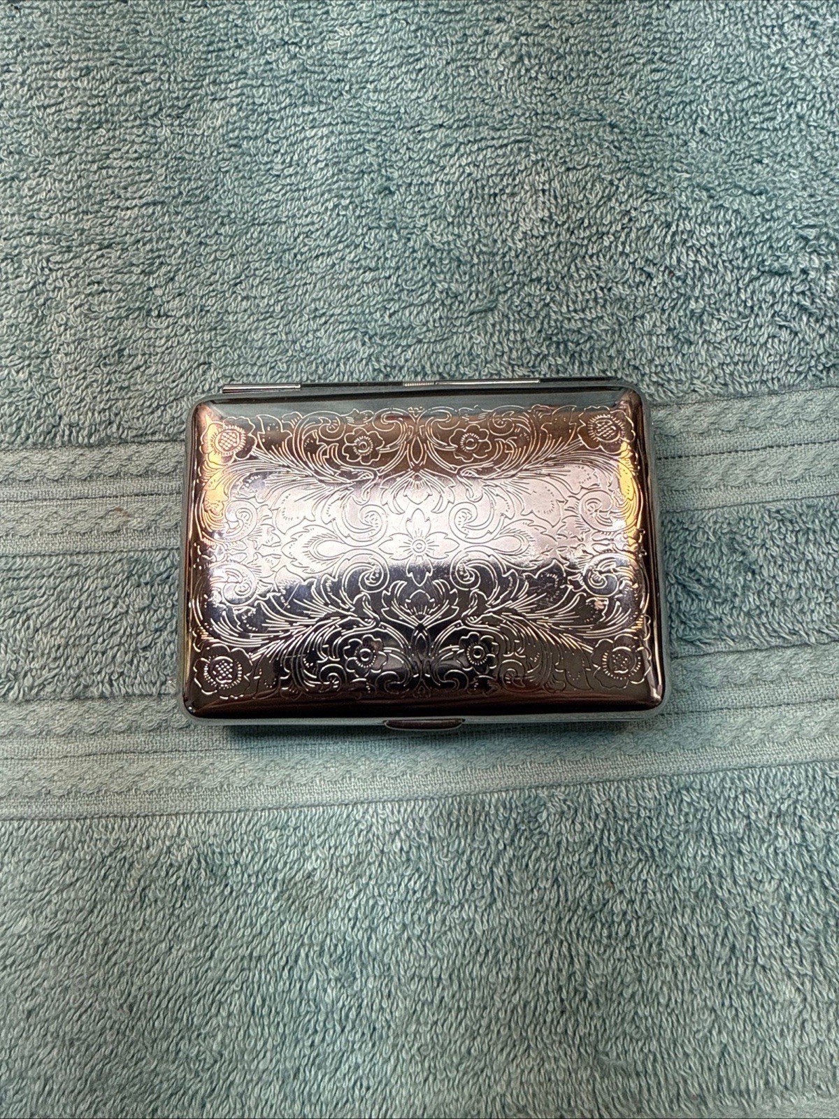 Curata Silver-Tone Scrolled Design Elastic Holder Cigarette/Card Case