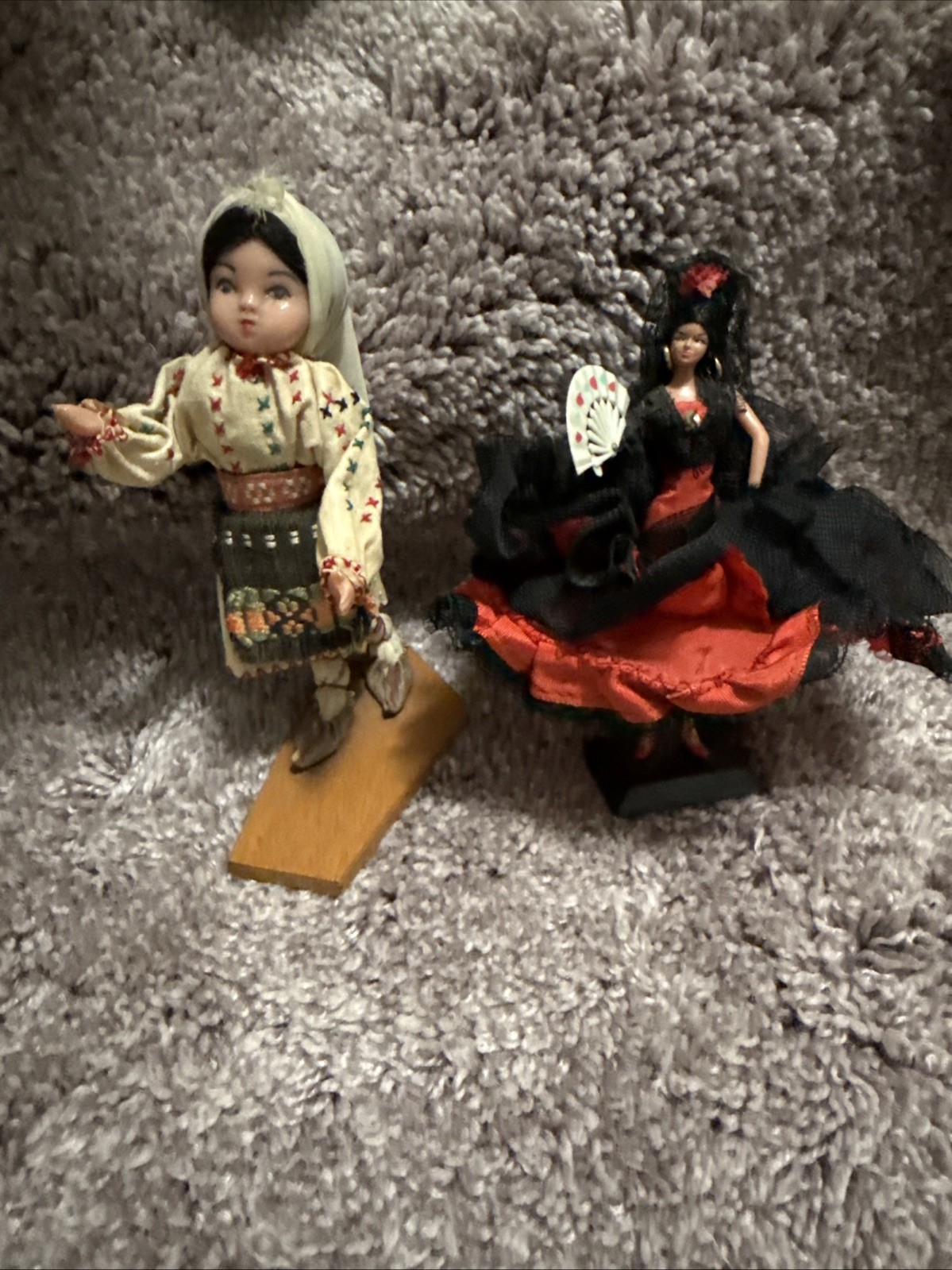 Vintage Hand Made Miniature Dolls Lot Of Two