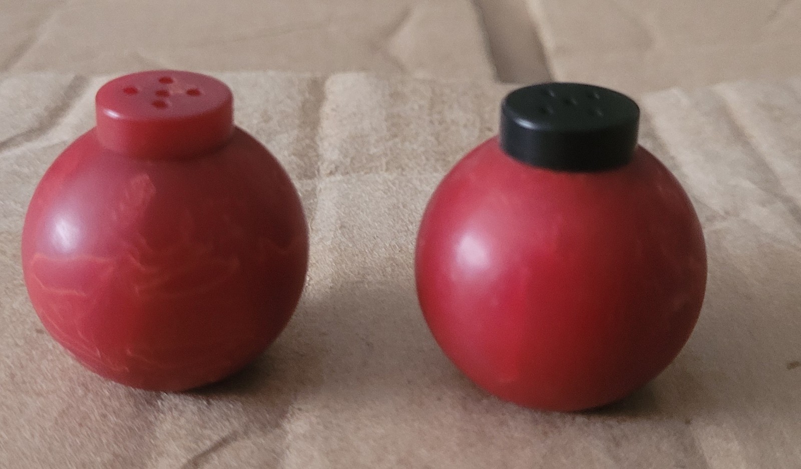 VINTAGE Red Marbled Bakelite 