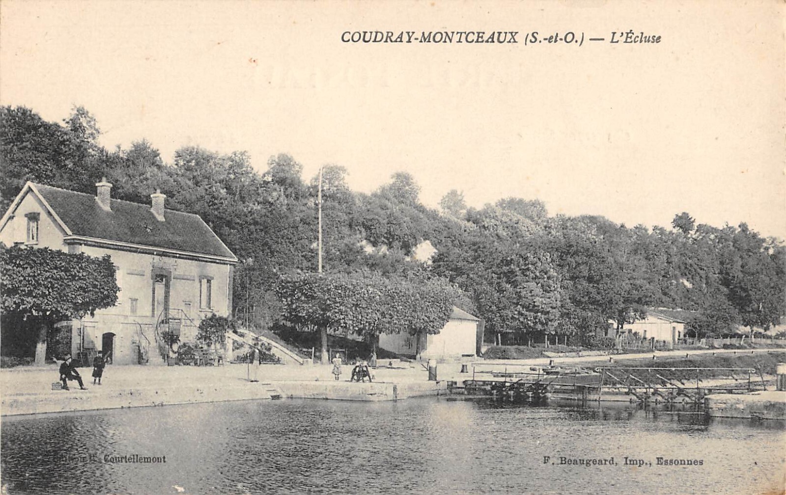 Old postcard 91 COUDRAY MONTCEAUX / L'ECLUSE / rare photo