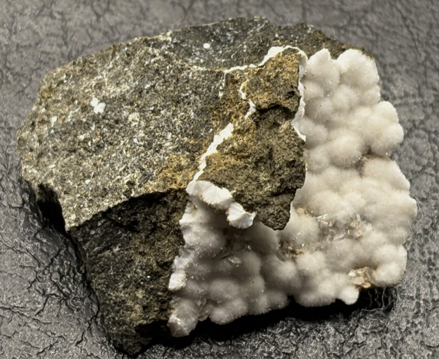 NATROLITE  SPECIMEN  OLD STOCK FROM ARIZONA MINERAL