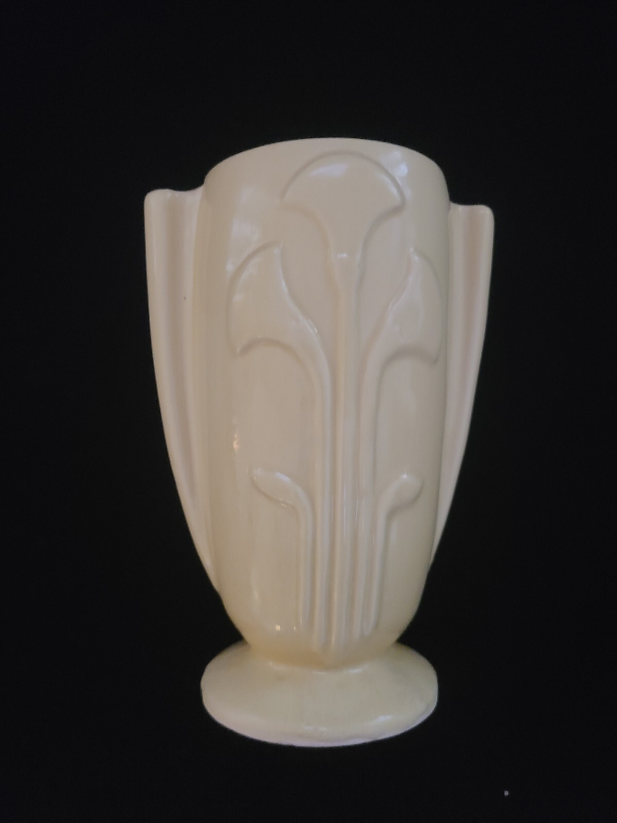 Mid Century Modern Vase w Embossed Flower Design Yellow.  Nice