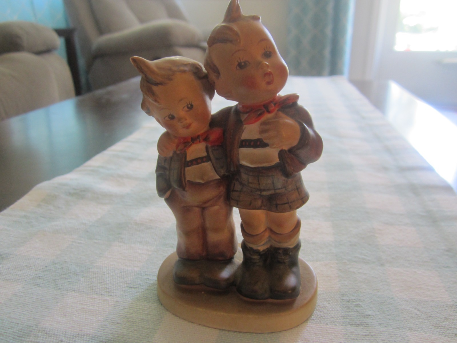 VINTAGE 1960 - 1972 GOEBEL HUMMEL FIGURE # 123 MAX & MORITZ W/ ORIGINAL STICKER VINTAGE 1960 - 1972 GOEBEL HUMMEL FIGURE # 123 MAX & MORITZ W/ ORIGINAL STICKER