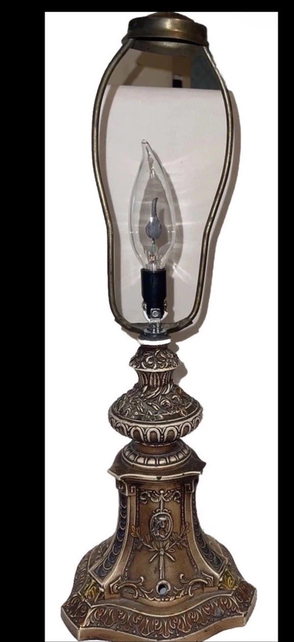 Antique nice Metal Cast-Iron Lamp Faces Victorian