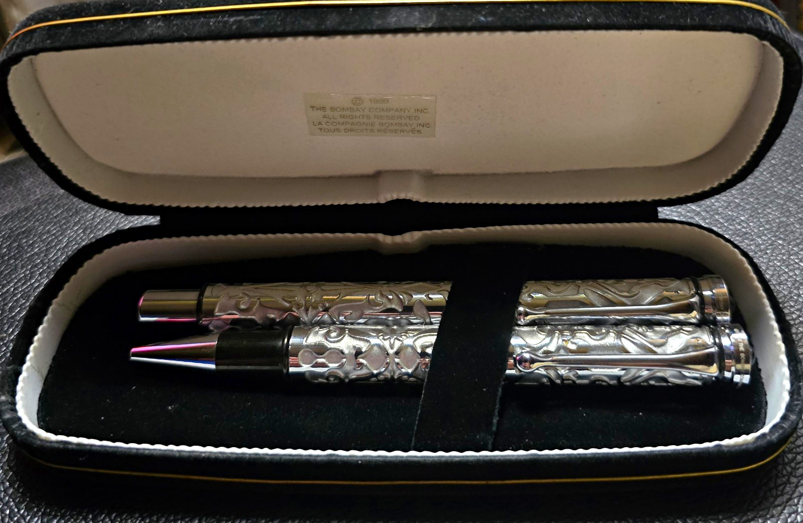 The Bombay Company Metal Ballpoint Pen & Pencil Set w/ Case Chrome Trim