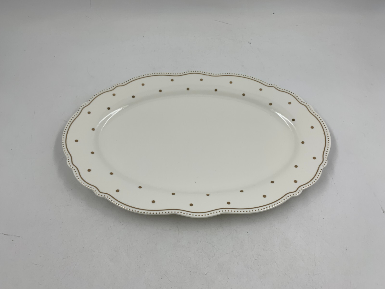 Park Chateau Ceramic Oval 14in Gold & White Platter BB02B38037