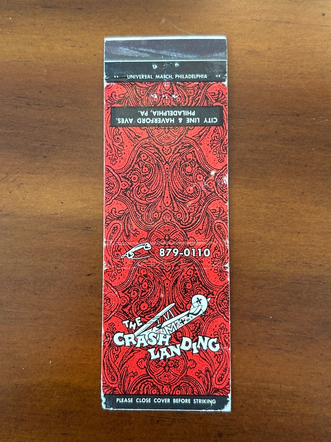 Vintage THE CRASH LANDING Restaurant Matchbook Philadelphia PA