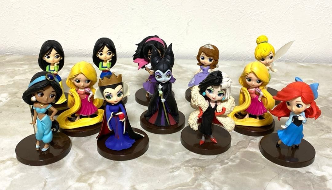 Disney Qposket Petit 12 Figure Set Collectible Anime Toys Fully Functional