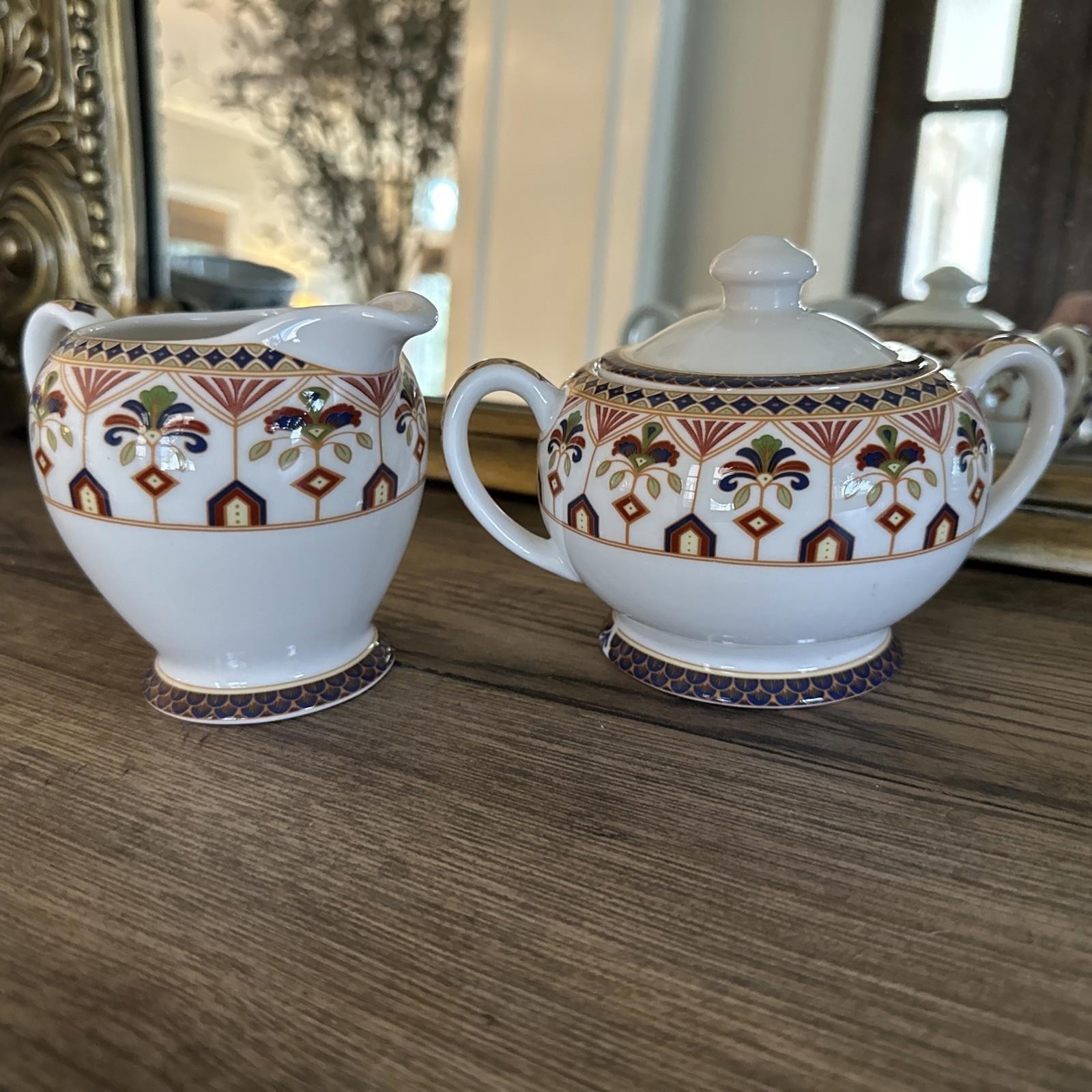 Queen\'s Imari Creamer & Covered Sugar Bowl Set Ceramic Ornate Pattern India Queen\'s Imari Creamer & Covered Sugar Bowl Set Ceramic Ornate Pattern India