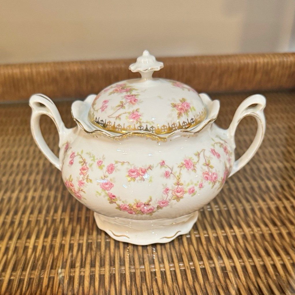 Vintage MZ Altrohlau CMR Bridal Rose Sugar Bowl Lid Czechoslovakia Gold Trim