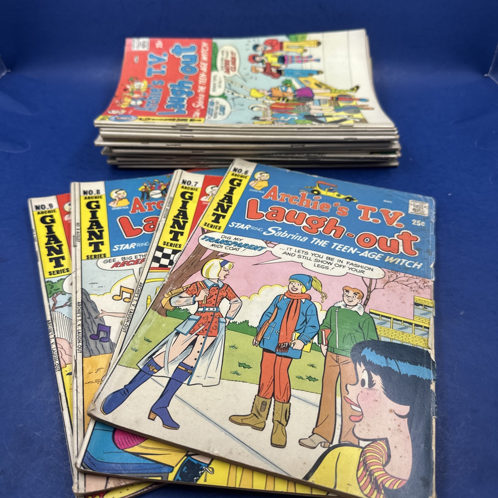 Archie’s T.V. Laugh-Out U Pick 1970-71 ~Archie Giant Series Archie’s T.V. Laugh-Out U Pick 1970-71 ~Archie Giant Series