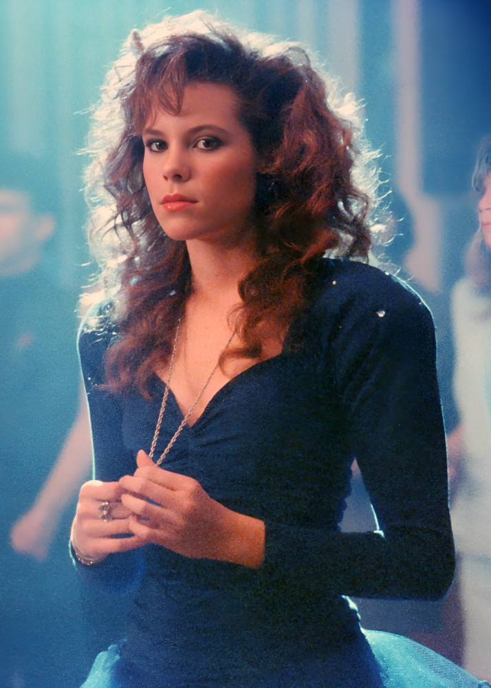 ROBYN LIVELY - TEEN WITCH - 5