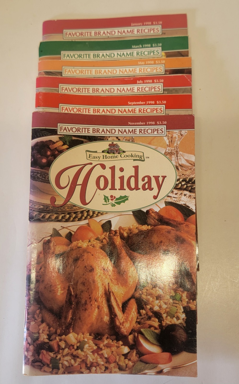 Favorite Brand Name Recipes Easy Home Cooking Booklets Set of 6 (1998)
