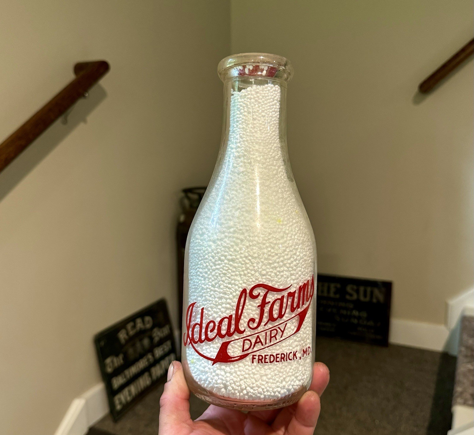 Ideal Farms Dairy Frederick MD Historic Jug Bridge Scene Qt Milk Bottle Red Pyro