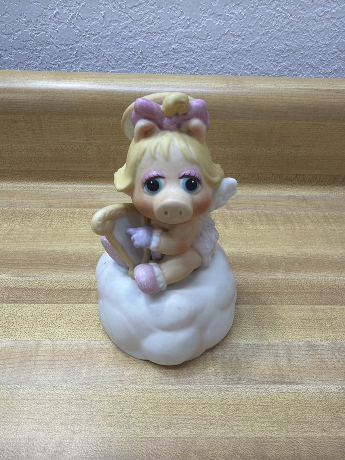 Vintage Muppet Babies Miss Piggy Angel Music Box Brahms Lullaby Tune Enesco 1983