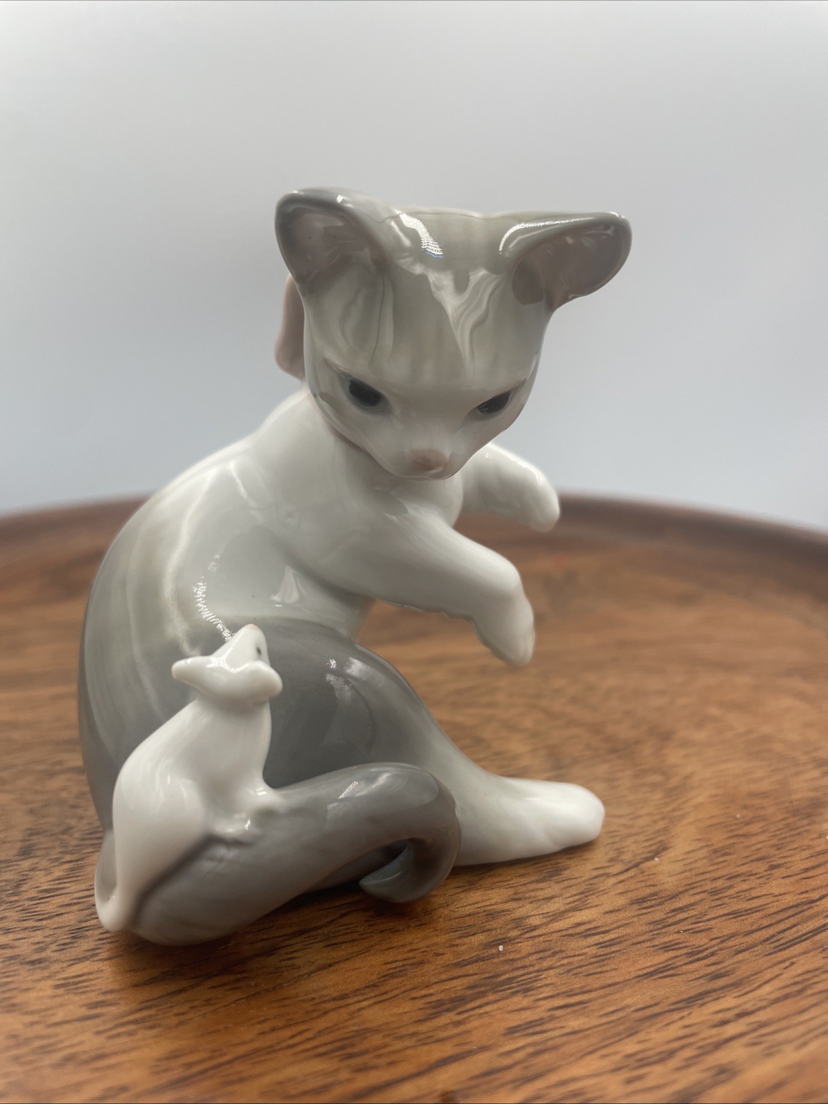 LLADRO “CAT AND MOUSE” Retired Porcelain Figurine Spain LLADRO “CAT AND MOUSE” Retired Porcelain Figurine Spain
