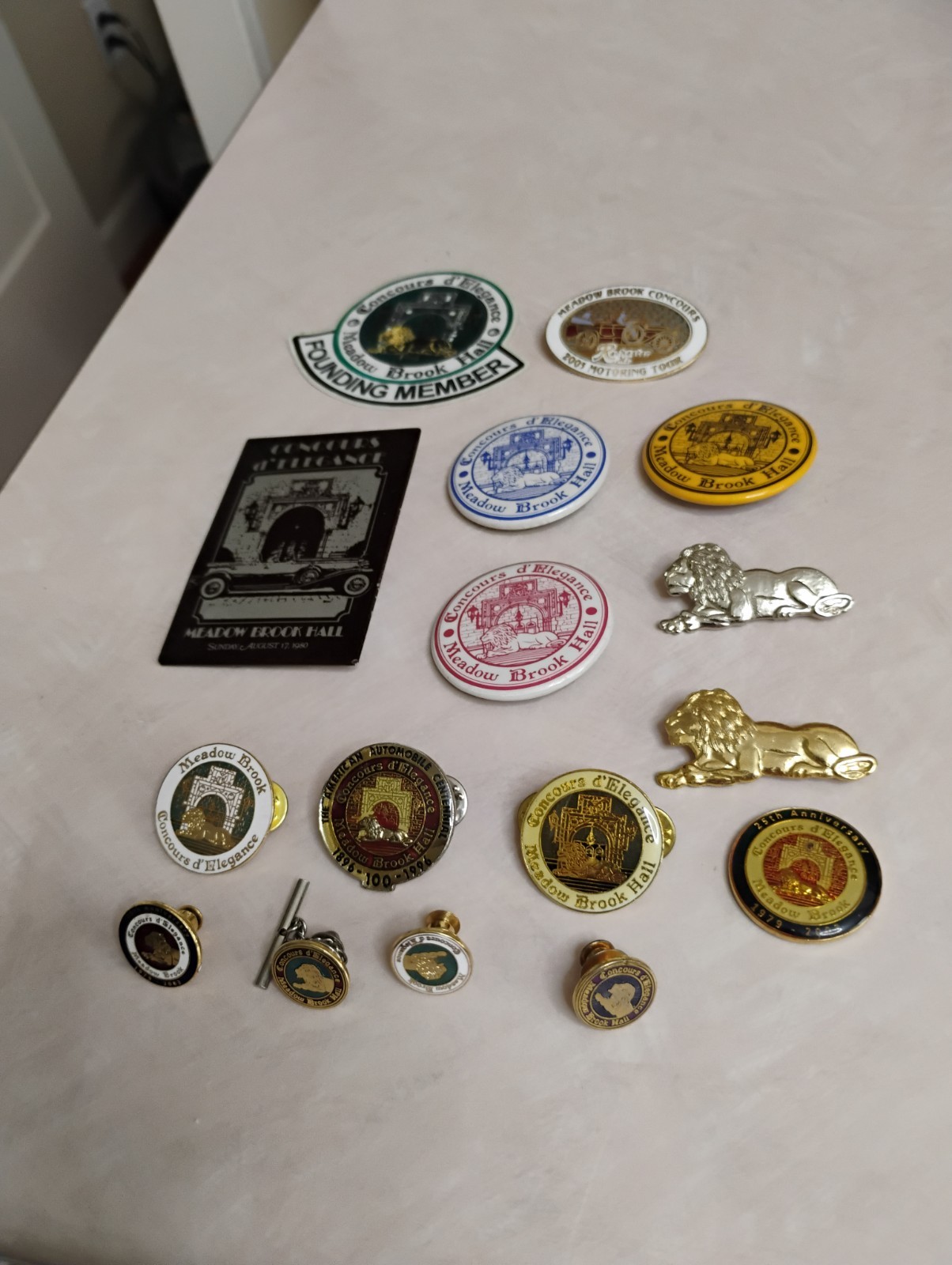 (16) Rare Concourse D' Elegance Meadowbrook Pins,Tie Tack, Buttons and Sticker