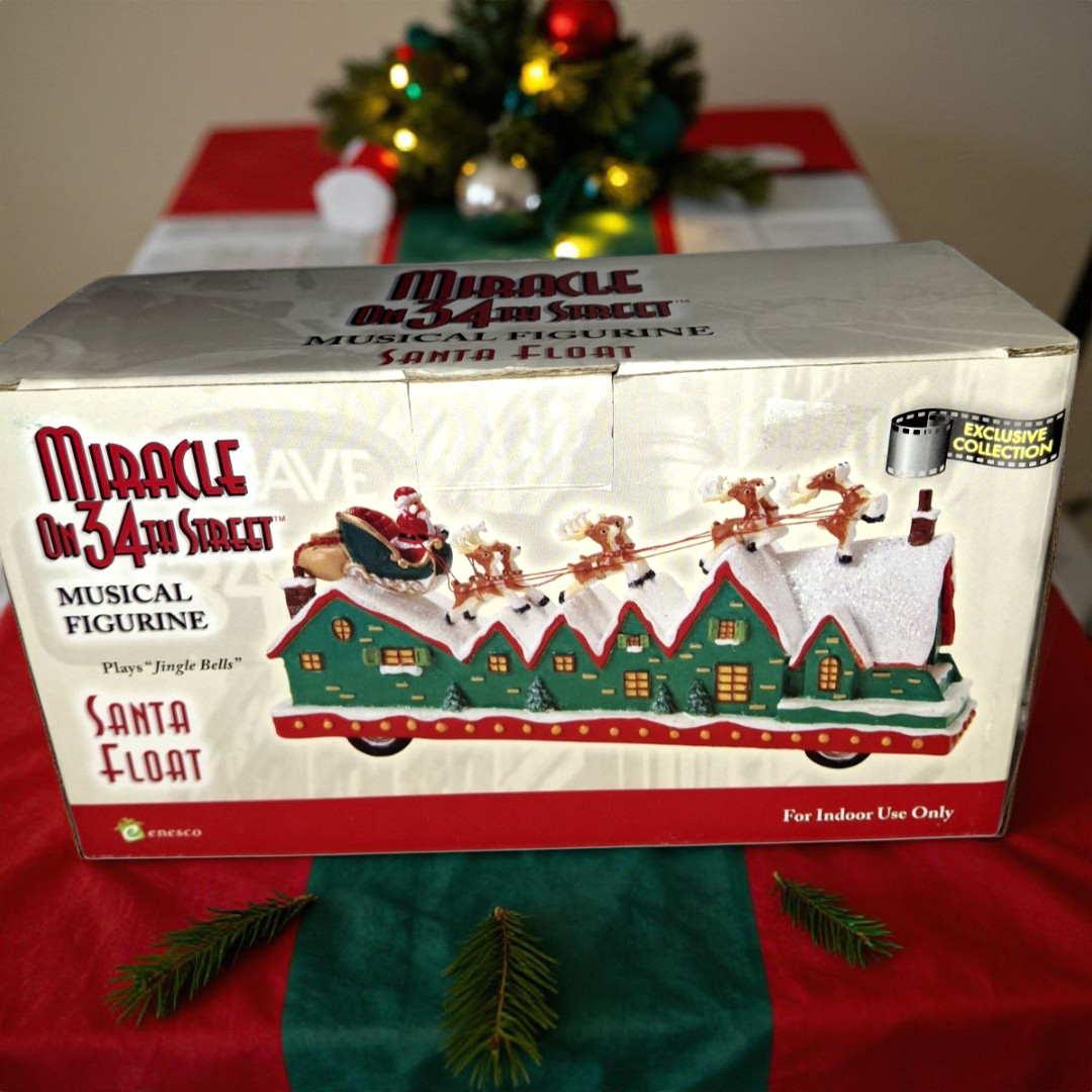 Miracle On 34th Street Santa Sled Float Musical Figurine CHRISTMAS see video