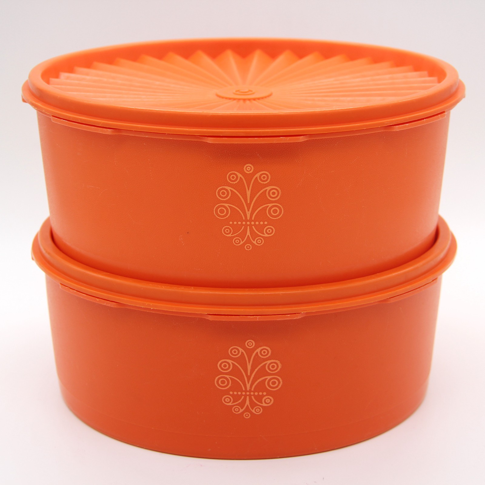 Harvest Orange 8 in Round Servalier Tupperware Containers 1204-24 Two Stacking Harvest Orange 8 in Round Servalier Tupperware Containers 1204-24 Two Stacking