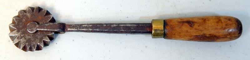 Antique 19th Century Blacksmith Forged Jagger Pie Crimper Pastry Cutter
