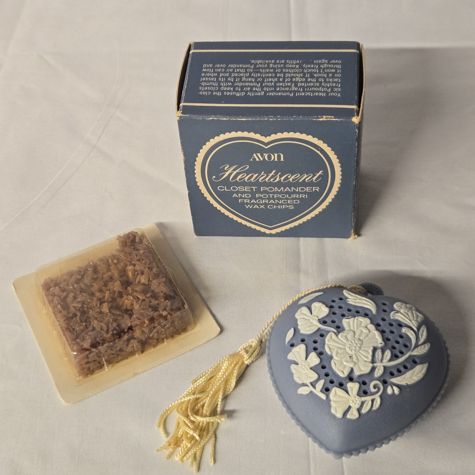 Vintage Avon Heart Closet Pomander Potpourri Scent Wax Hanging Sachet E20