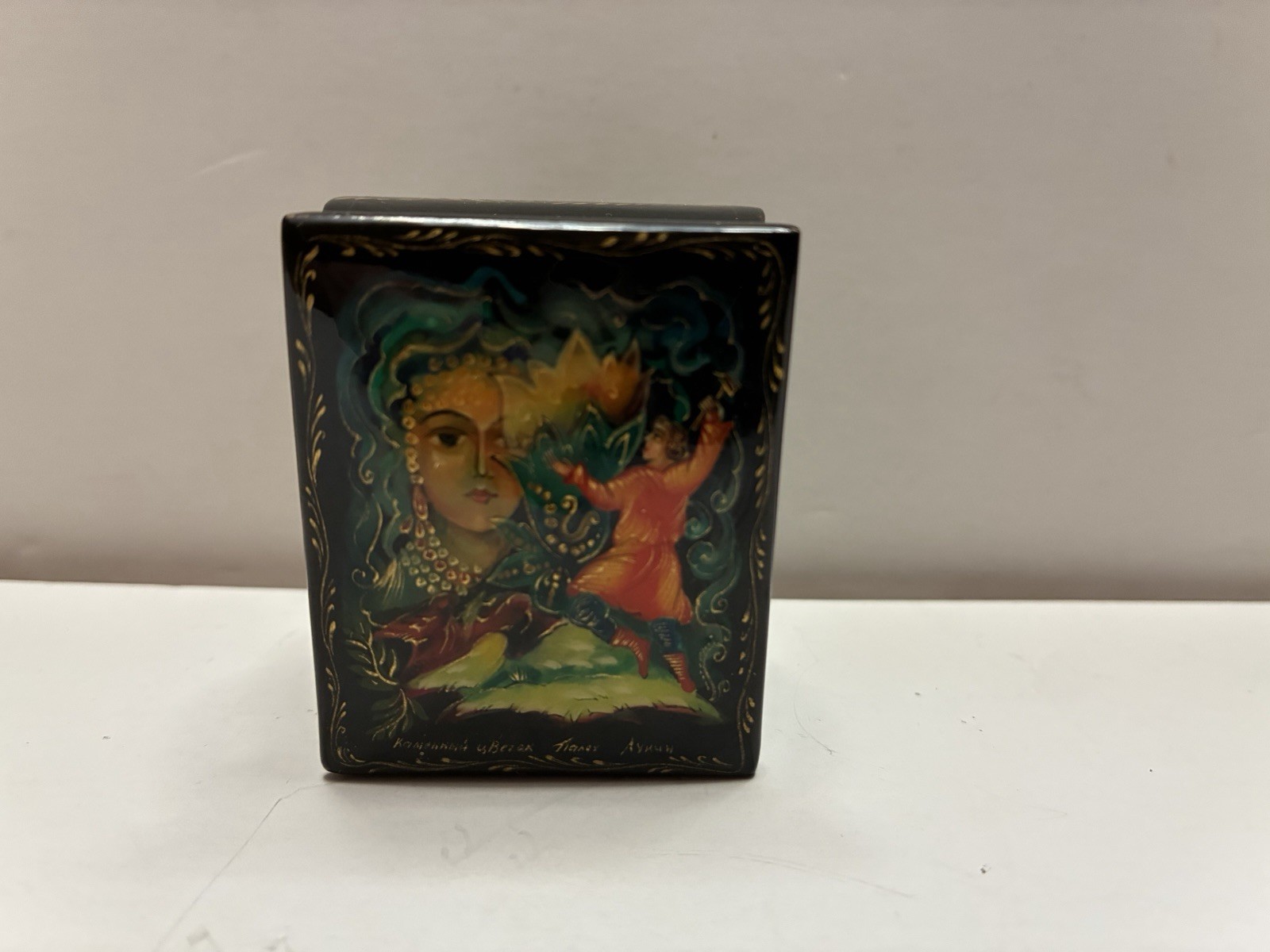 Vintage Russian black lacquer Hand-Painted Decorative Box