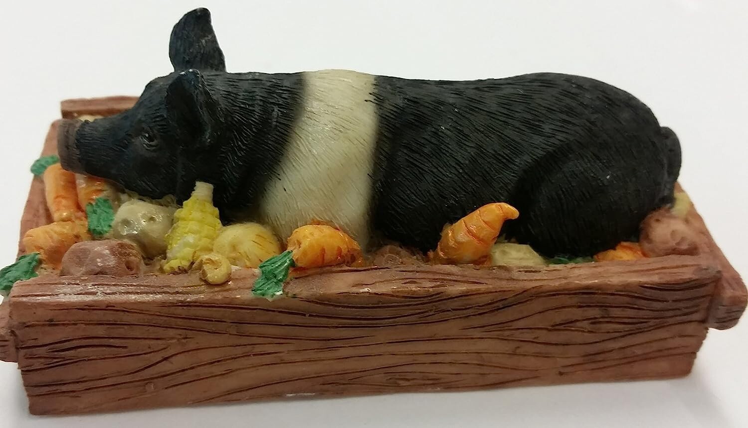 Young\'s Collectables, Pig Figurine, Pigging Out, New (31567 - 1997)