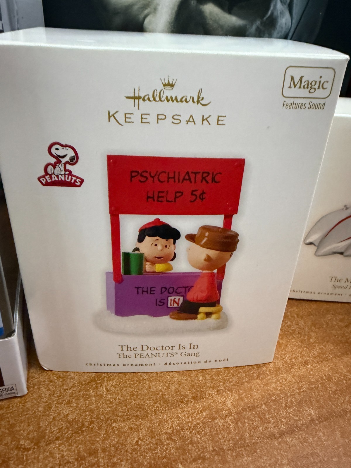 Hallmark Keepsake The Doctor Is In The Peanuts Gang Magic Sound Ornament 2010