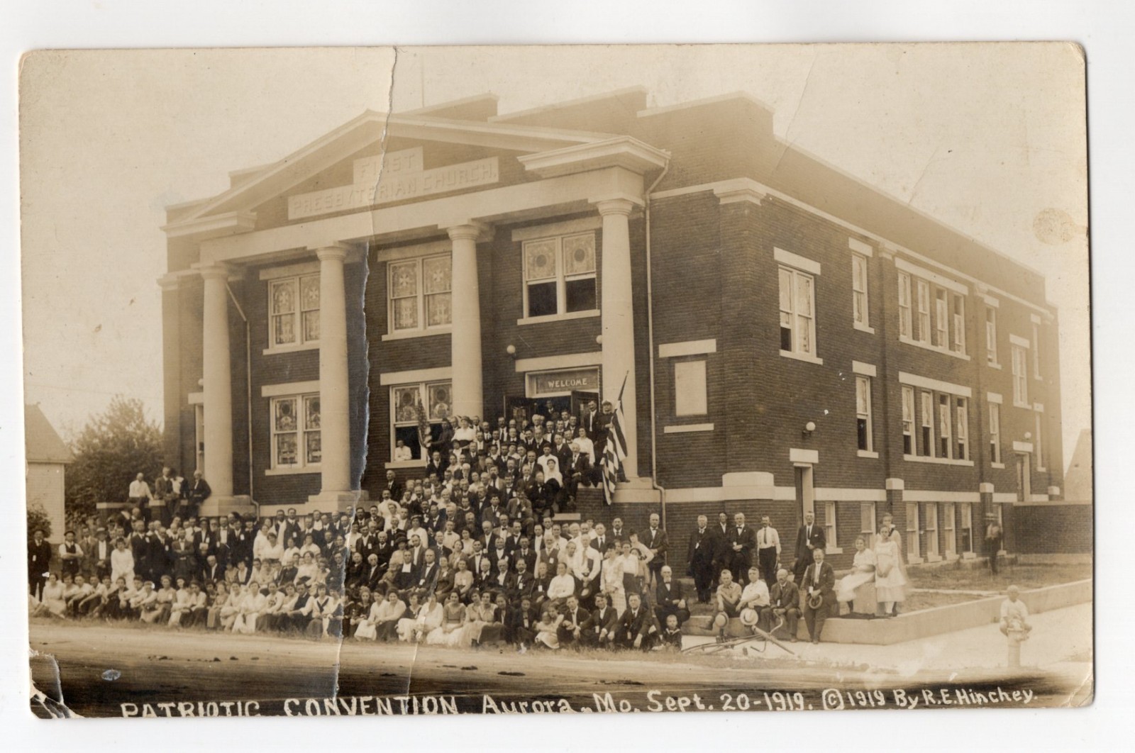 1919 - Patriotic Convention Aurora Missouri R. E. Hinchey RPPC Postcard - XL6C