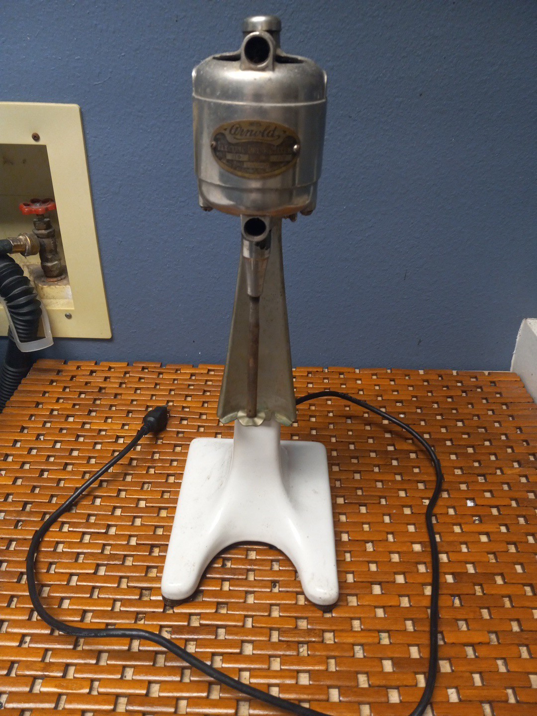 Vintage 1920's Arnold No 15 Electric Drink Mixer Soda Fountain Milkshake Works