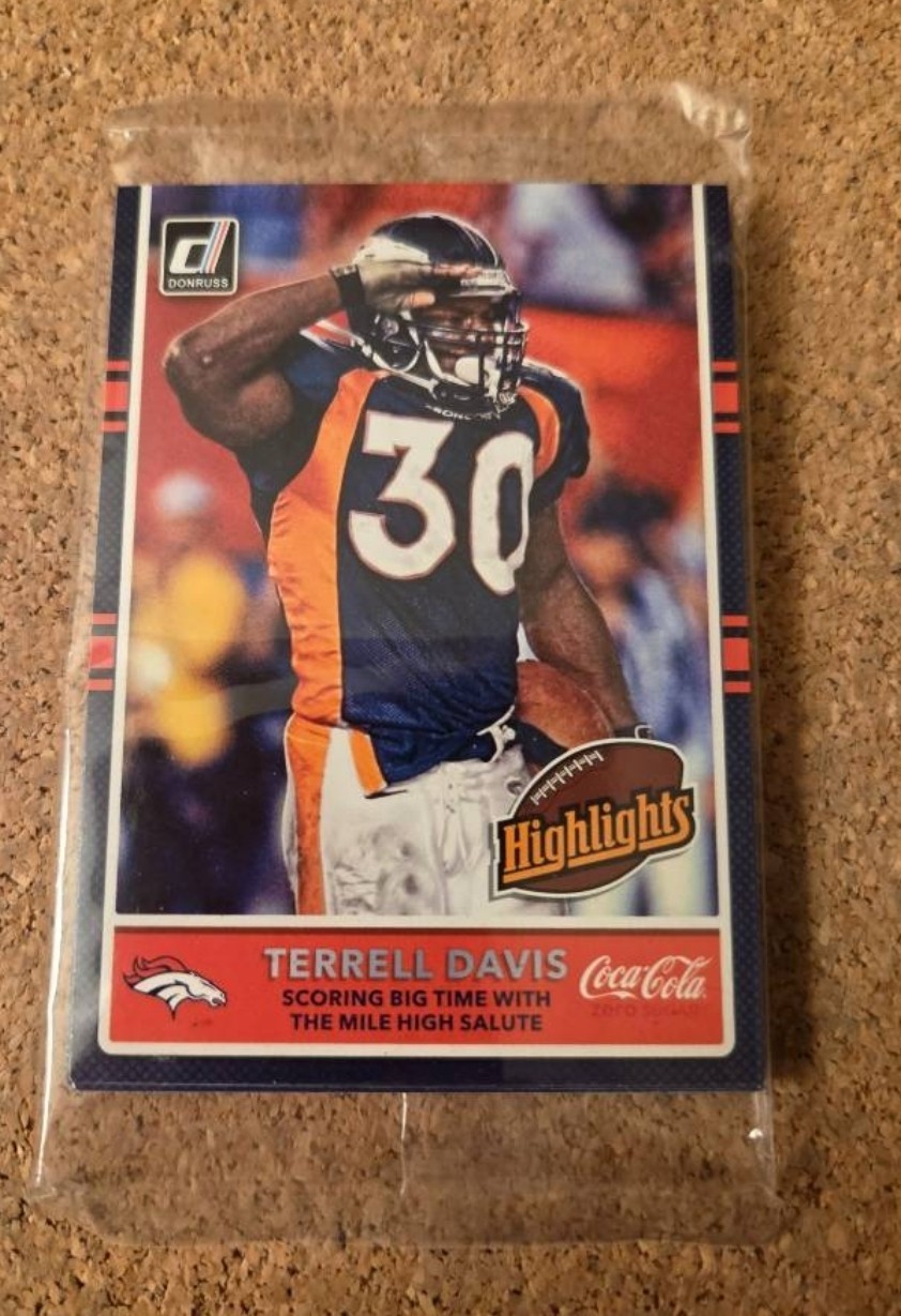 2017 Donruss Coca-Cola Highlights Denver Broncos Sealed 9-Card Pack Set