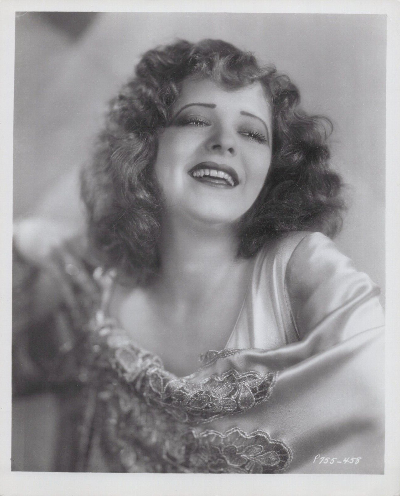 HOLLYWOOD BEAUTY Clara Bow STUNNING PORTRAIT 1930s PRE-CODE QUEEN PHOTO C 32
