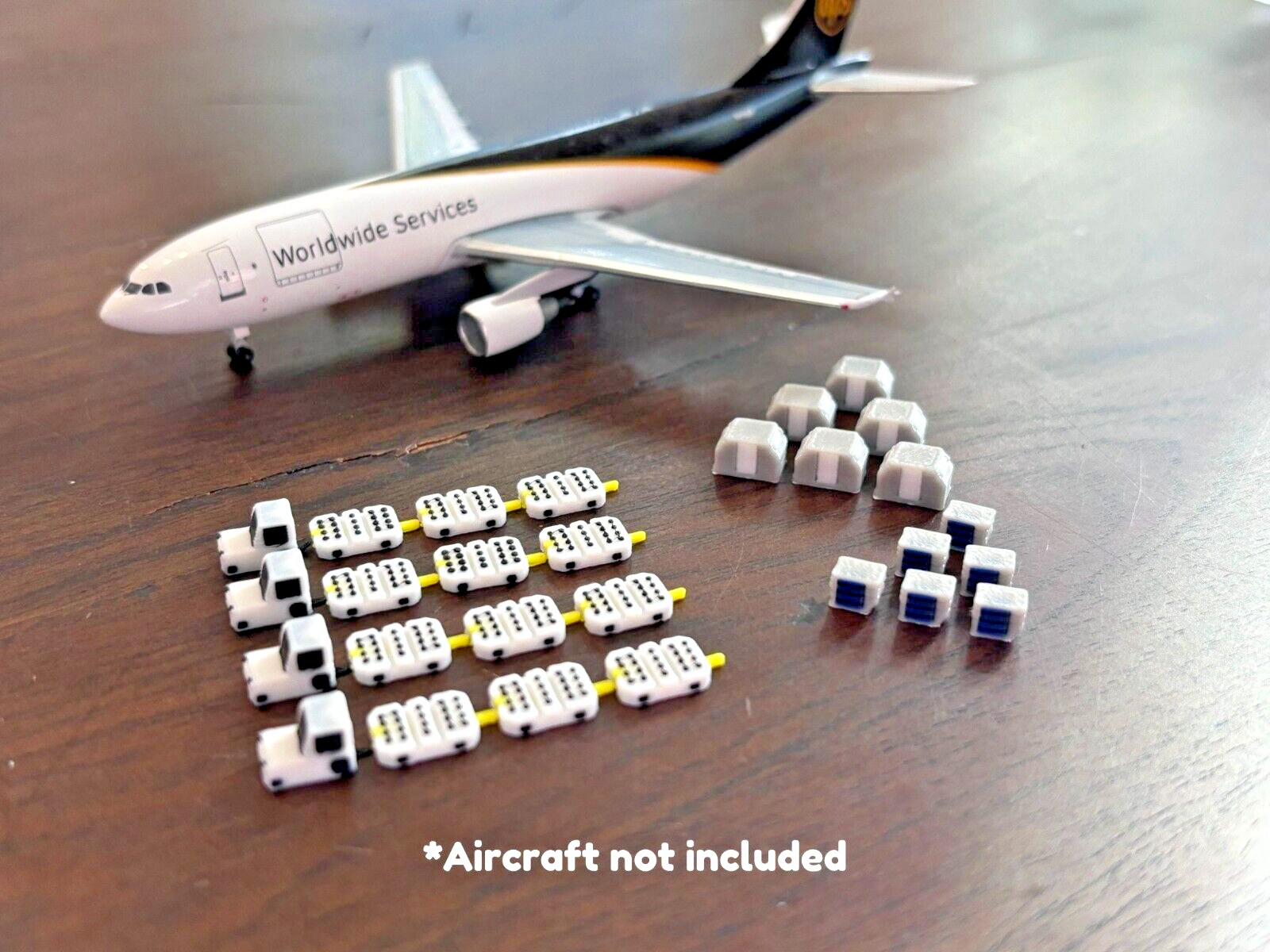 1:400 Model Airport Accessories - 28 Piece Airplane Cargo Container & Dolly Set