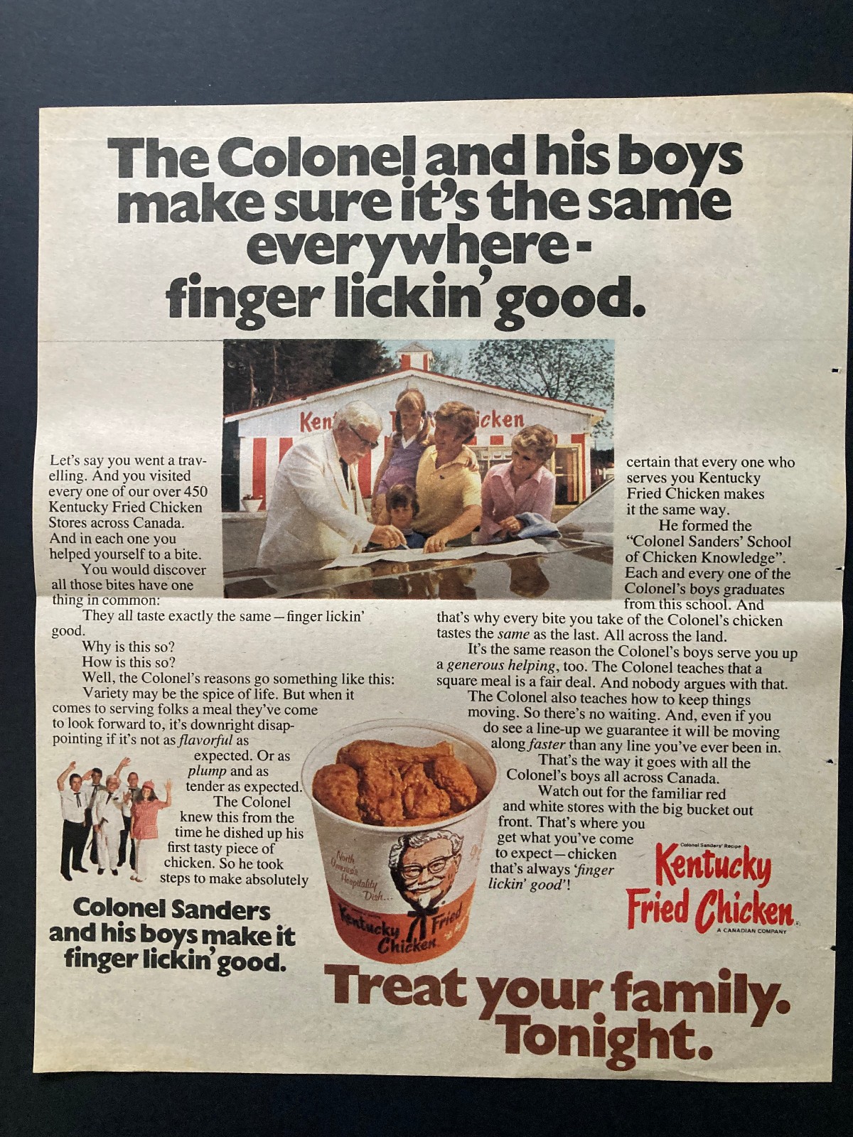 1975 CANADA CANADIAN AD KFC KENTUCKY FRIED CHICKEN FINGER LICKIN GOOD