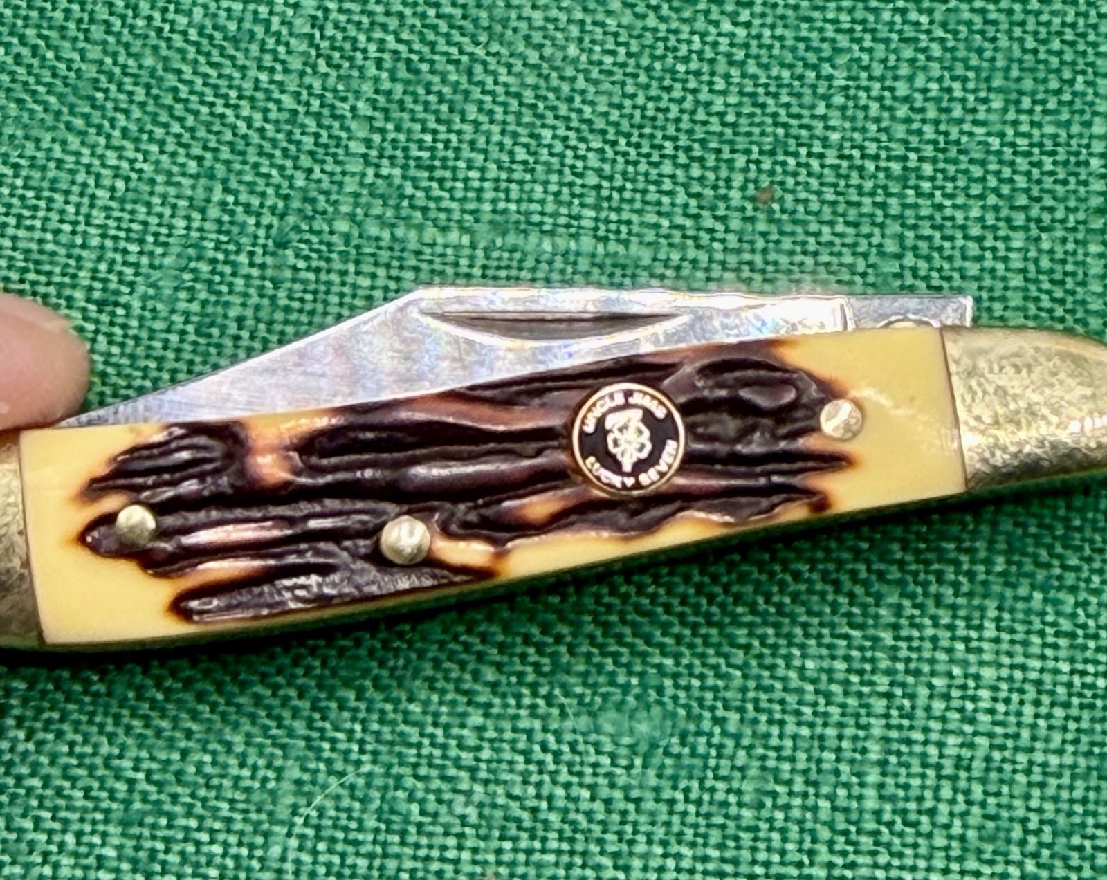 Uncle Jim\'s Lucky Seven Peanut Pocket Knife Frost Cutlery 2-Blade Faux Stag