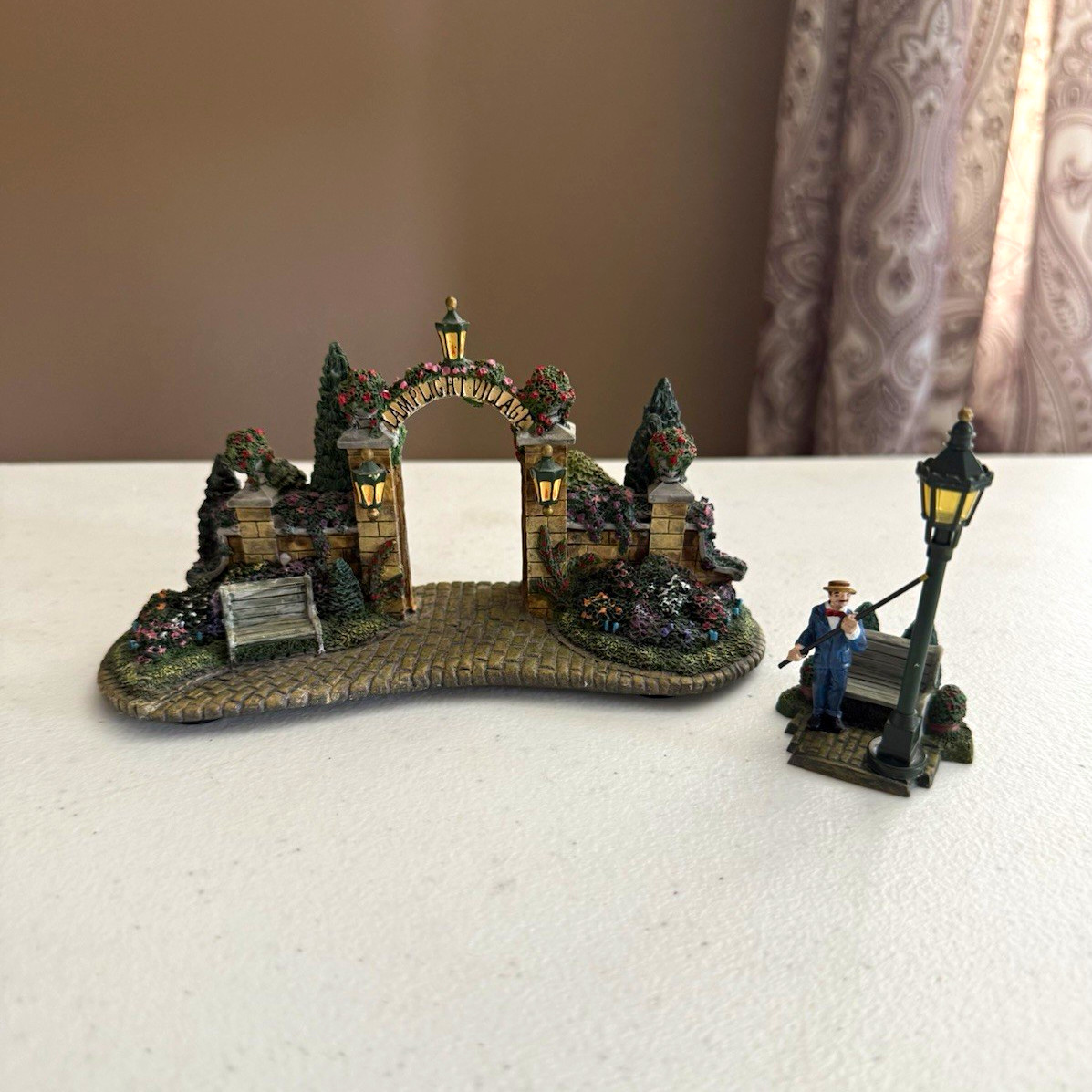 Hawthorne Village Lamplight Village Sign Accessory Hawthorne Village Lamplight Village Sign Accessory