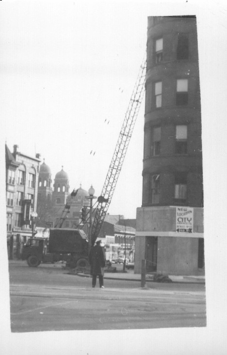 Old Vintage Photo ST CASIMIR\'S CATHOLIC CHURCH CRANE DETROIT MICHIGAN SOLO MAN
