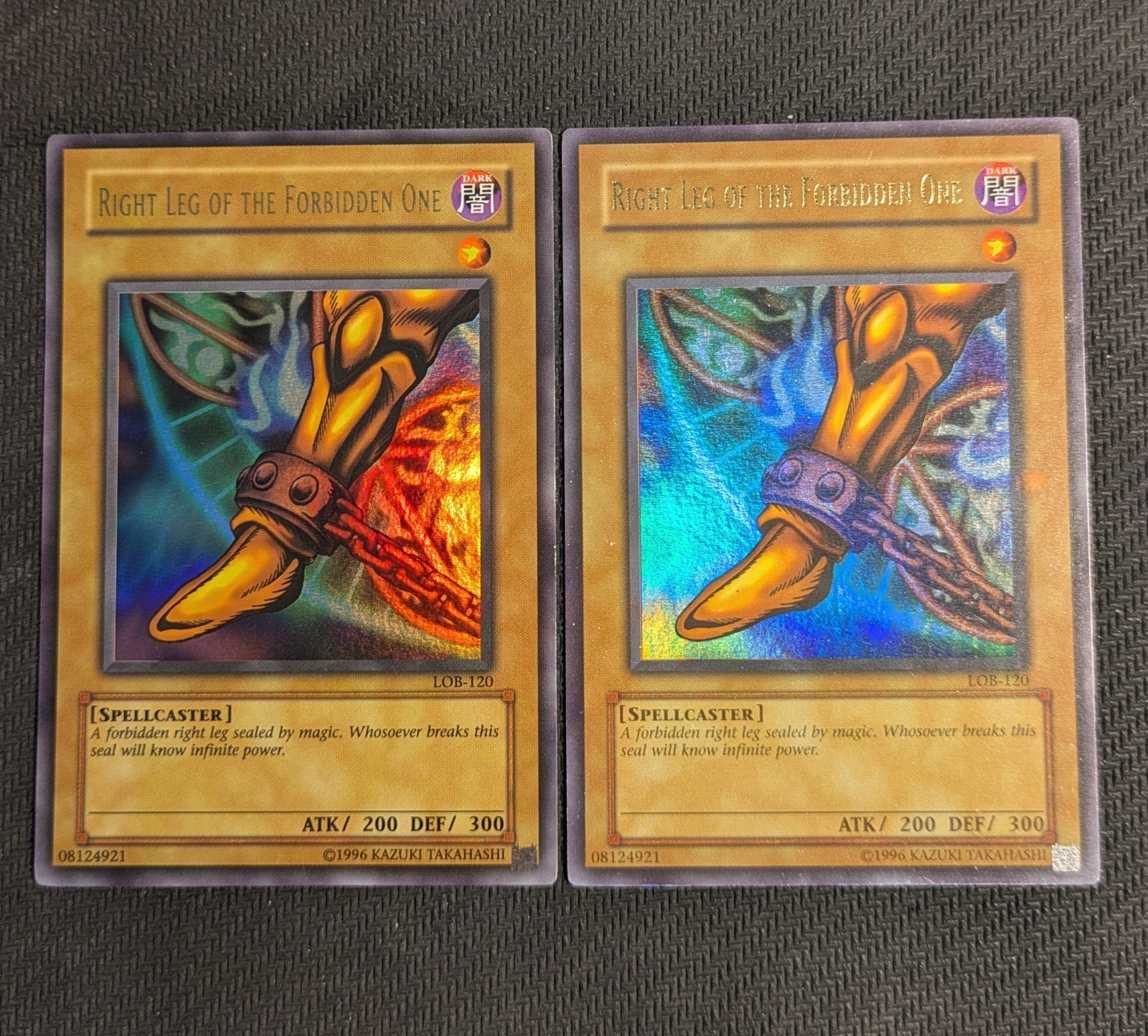 Yugioh Right Leg of the Forbidden One LOB-120 Ultra Rare 1.5 GREY STAMP ERROR