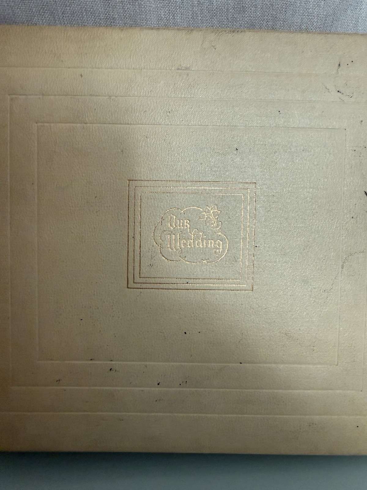 Vintage 1940s 1950s Wedding Album Of 14 Clear Black And White 5x7 Photos NICE