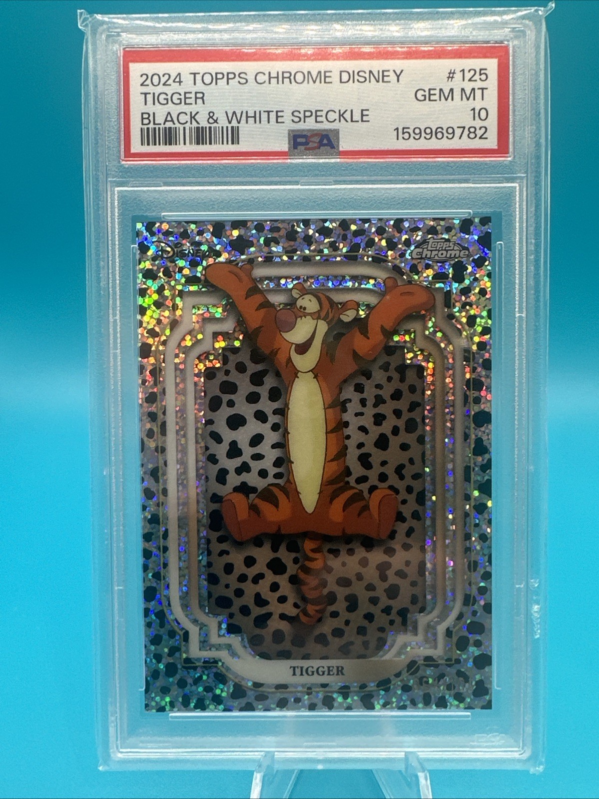 TIGGER 2024 TOPPS CHROME DISNEY BLACK & WHITE SPECKLE /101 #125 PSA 10